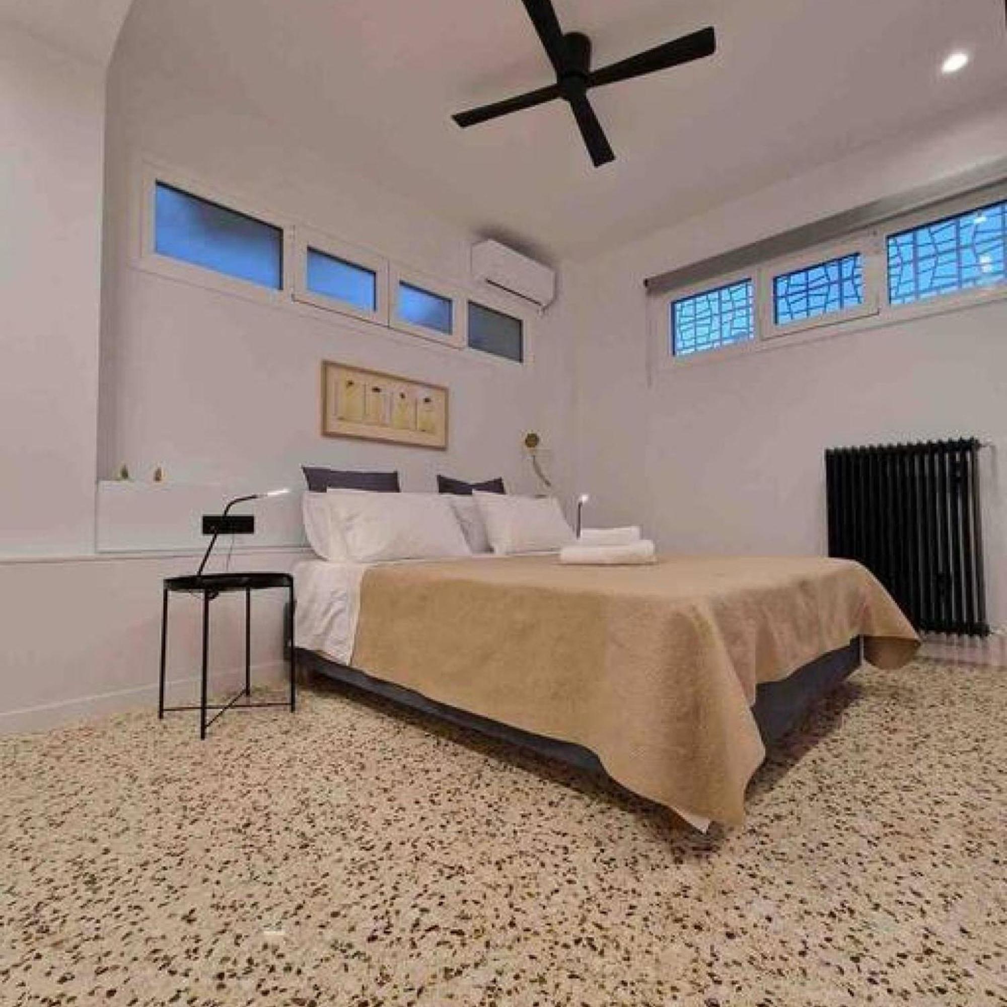 Comfortable Living In Athens 2Br Apartment Екстериор снимка